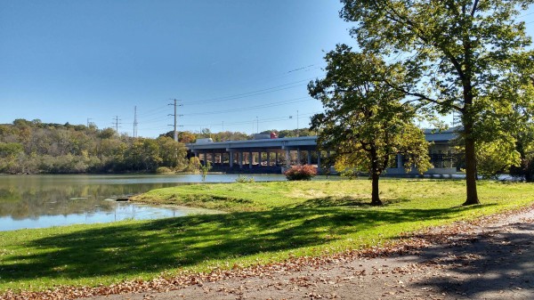 park along tollway and fox river